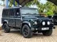 Sample 12 – Defender car