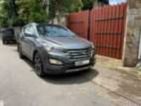 Sample 17 – Santa fe car