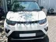 Sample 10 – Mahindra car