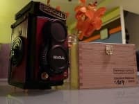 Sample 3 – Reflex camera