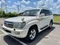 Sample 2 – Land cruiser sahara car