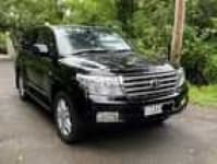 Sample 10 – Land cruiser sahara car