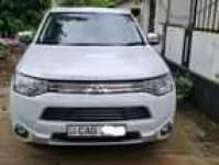 Sample 15 – Outlander car