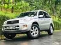 Sample 8 – Rav4 car