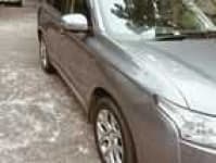 Sample 7 – Outlander car