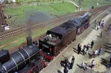 Sample 5 – Steam locomotive
