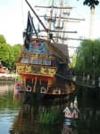 Sample 12 – Pirate ship