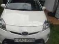 Sample 11 – Prius car