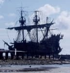 Sample 14 – Pirate ship