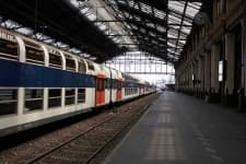 Sample 5 – Trainstation