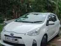 Sample 10 – Aqua car