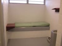 Sample 6 – Prisoncell