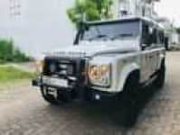 Sample 7 – Defender car