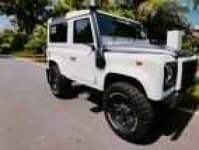 Sample 10 – Defender car
