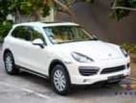 Cayenne car image dataset preview