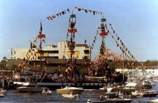 Sample 8 – Pirate ship
