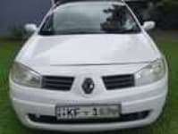 Sample 2 – Renault car