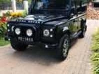 Sample 15 – Defender car