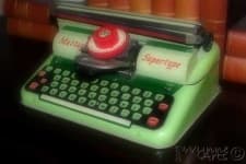 Sample 6 – Typewriter keyboard