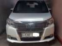 Sample 3 – Esquire car