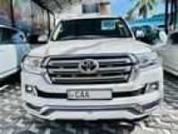 Sample 5 – Land cruiser sahara car