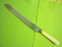 Sample 2 – Bread knife